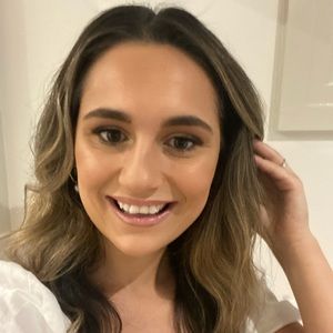 Meet your Posher, Adele